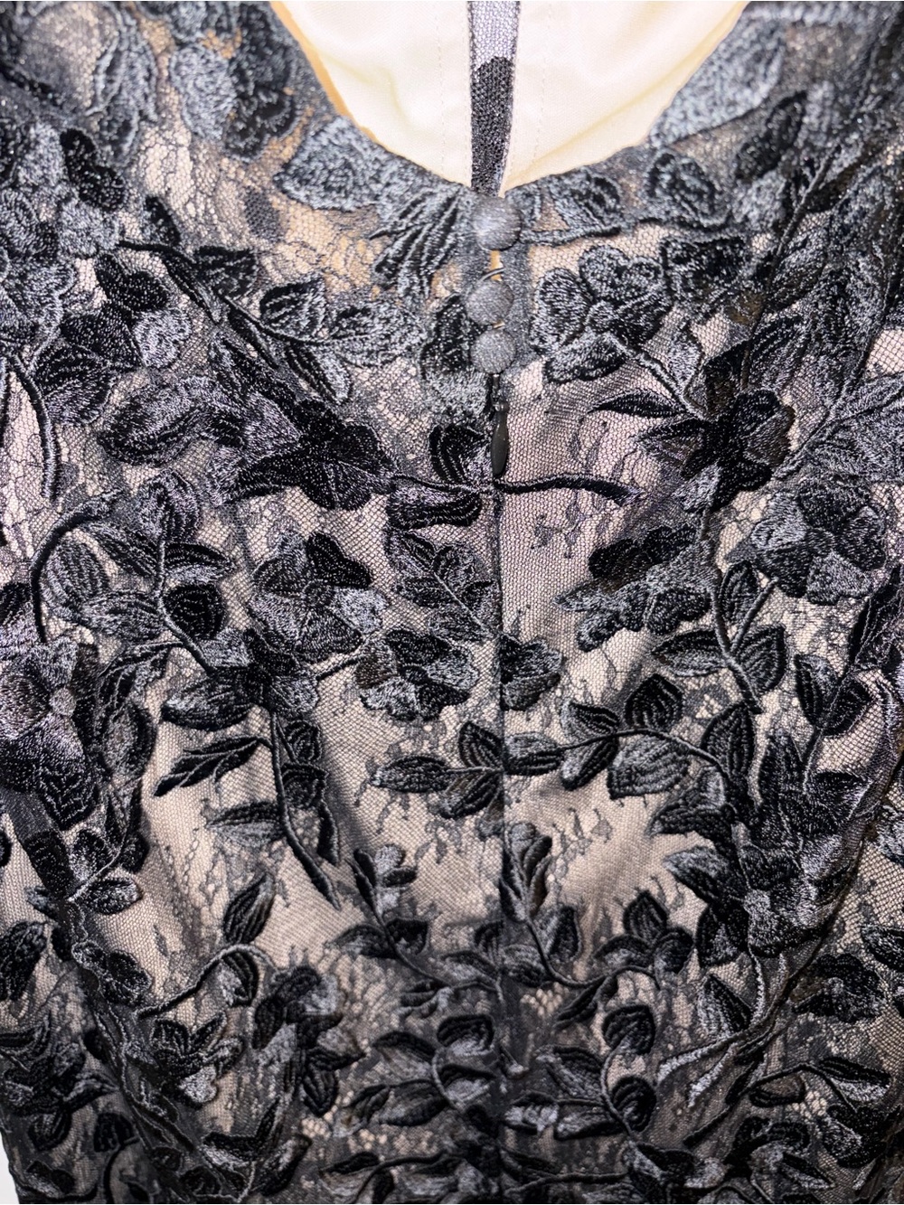 Rosa Clará Black Floral Lace Gown - Sleeveless Halter Neck Formal Dress Size 12 - Picture 7 of 16